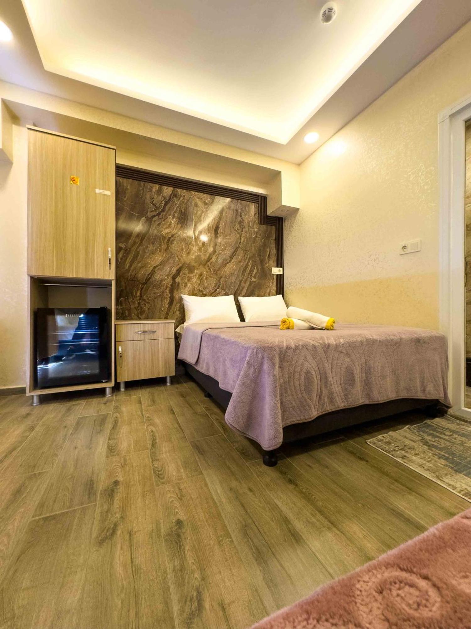 Oez Duenya Hotel Istanbul Exterior photo